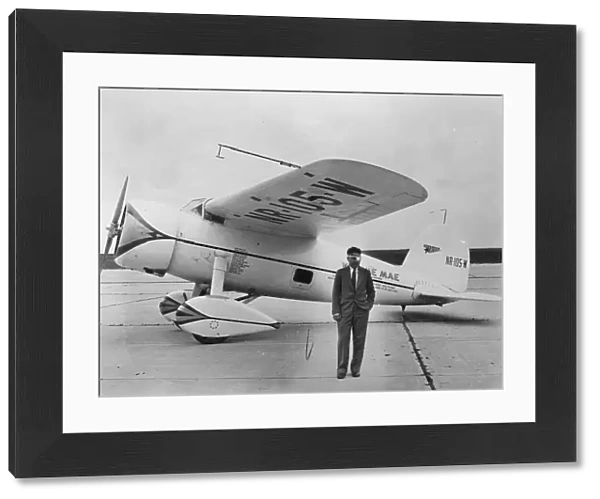 Wiley Post with the Lockheed Vega Winnie May