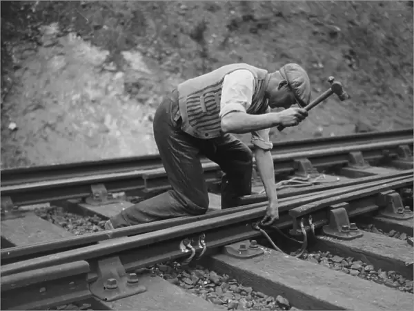 Electrification of the Brighton Line, 5 October 1931