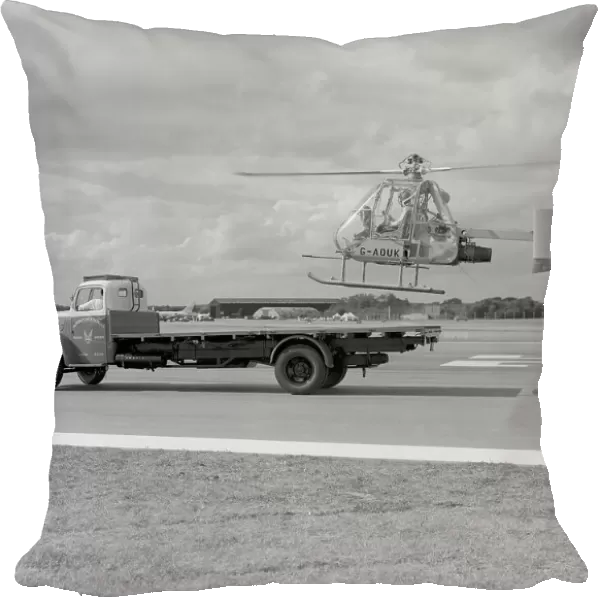 Fairey Ultralight helicopter G-AOUK at Farnborough, 1957