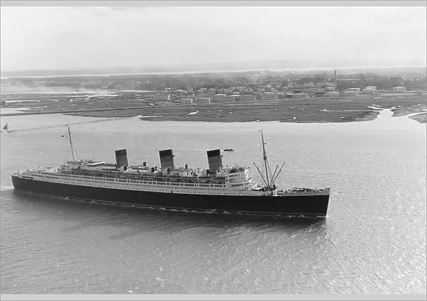 SS Queen Mary