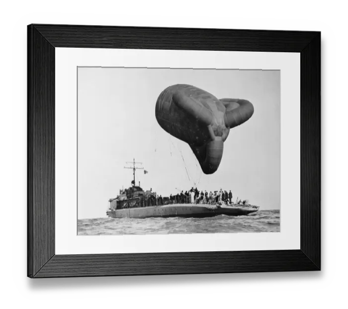 Framed Print : P Class patrol boat and an observation balloon