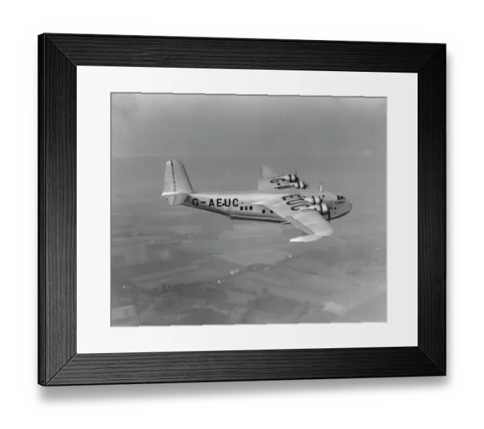 Framed Print : Short C- Class flying boat G-AEUC in flight, 1937 Framed Print : Short C- Class flying boat G-AEUC in flight, 1937