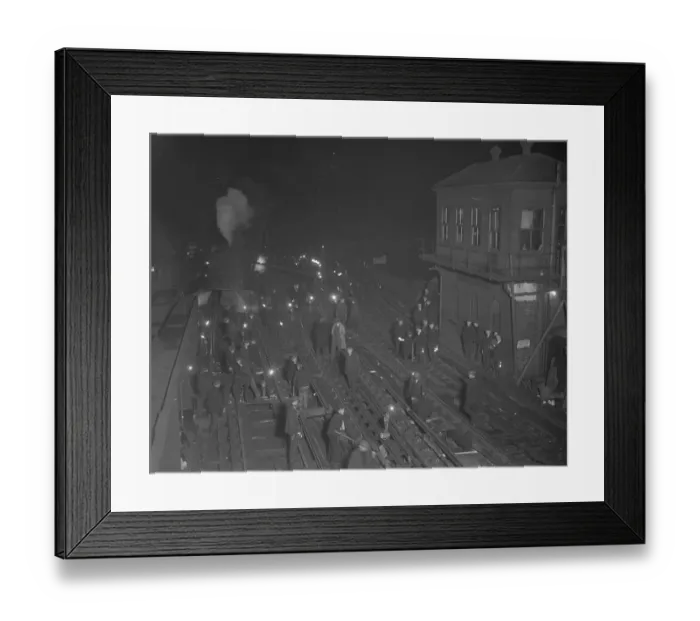 Framed Print : Borough Market Junction being relaid, 1932 Framed Print : Borough Market Junction being relaid, 1932