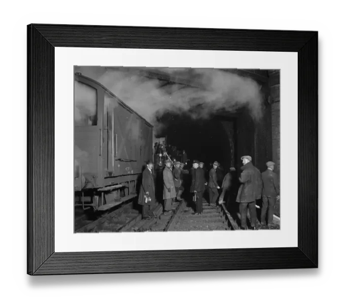 Framed Print : Electrification of the line at Merstham, 1931