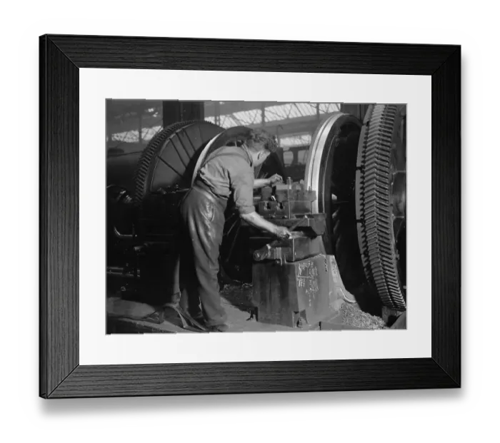Framed Print : Locomotive building, Eastleigh 16 December 1931 Framed Print : Locomotive building, Eastleigh 16 December 1931