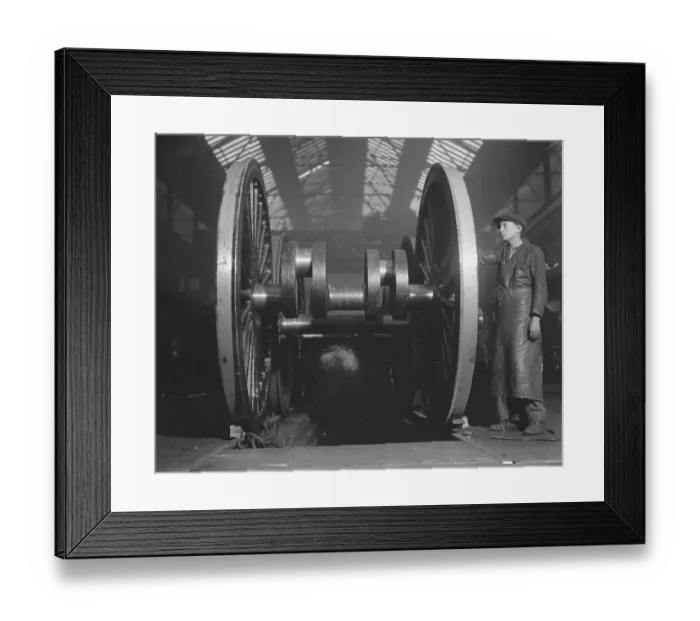 Framed Print : Locomotive building, Eastleigh 16 December 1931 Framed Print : Locomotive building, Eastleigh 16 December 1931