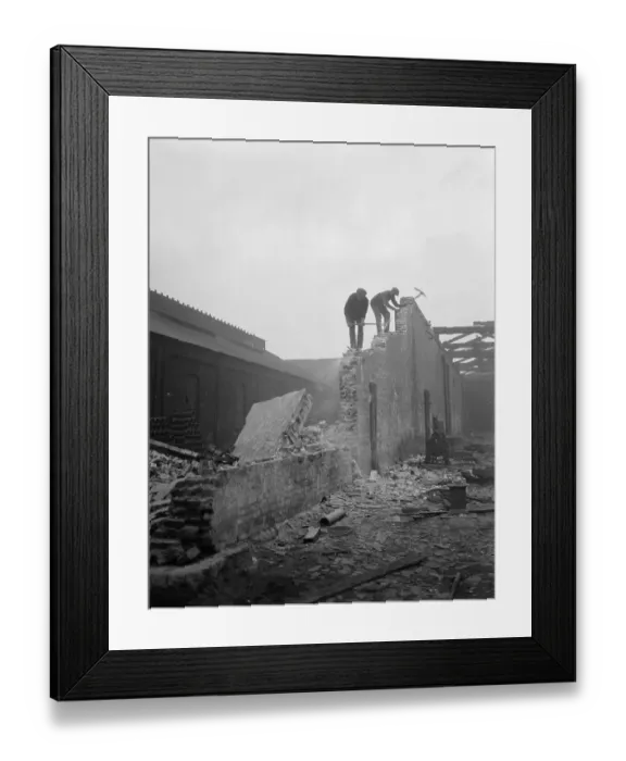 Framed Print : Bricklayers Arms Goods Station, 5 January 1932 Framed Print : Bricklayers Arms Goods Station, 5 January 1932