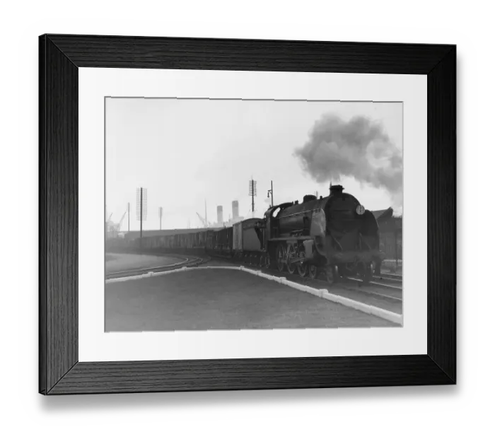 Framed Print : Southampton Docks