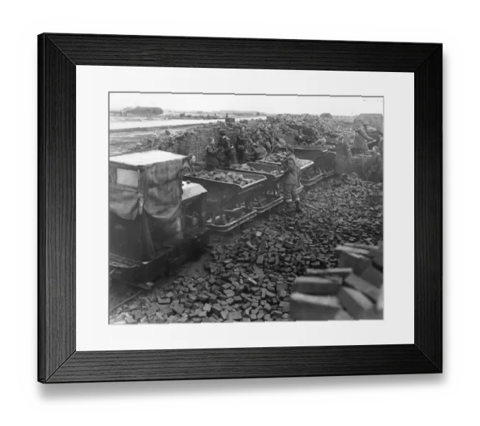 Framed Print : Airfield construction in Holland, 1944