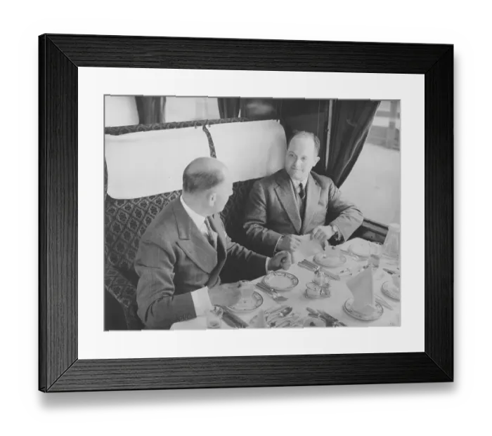 Framed Print : Breakfast on a Southern Railway service in the 1930s