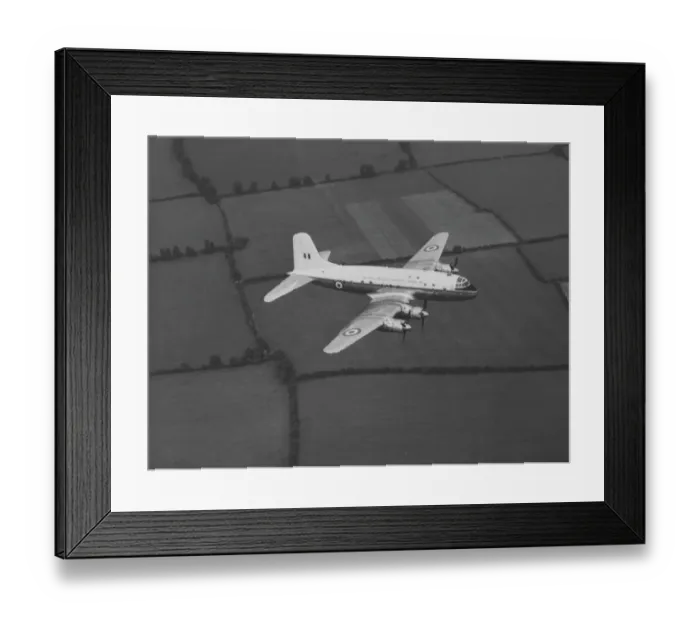 Framed Print : Handley Page Hastings C. 4 Framed Print : Handley Page Hastings C. 4