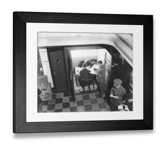 Framed Print : Immigration at Shoreham Airport, 1940 Framed Print : Immigration at Shoreham Airport, 1940