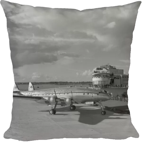 Lockheed Constellation EI-ADA of Aerlinte Eireann at Dublin airport, 20 September 1947