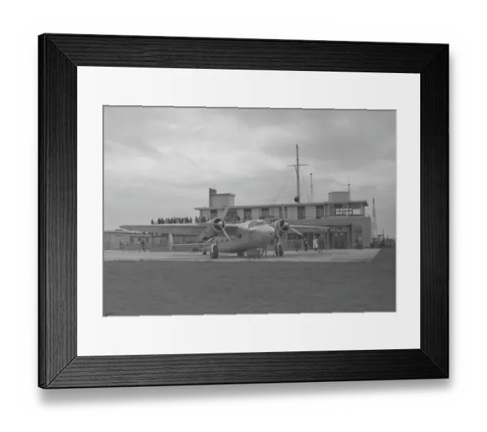 Framed Print : De Havilland Flamingo at Jersey Airport, 1939 Framed Print : De Havilland Flamingo at Jersey Airport, 1939