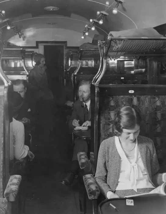 Framed Print : Brighton electric experimental train, 17 November 1931