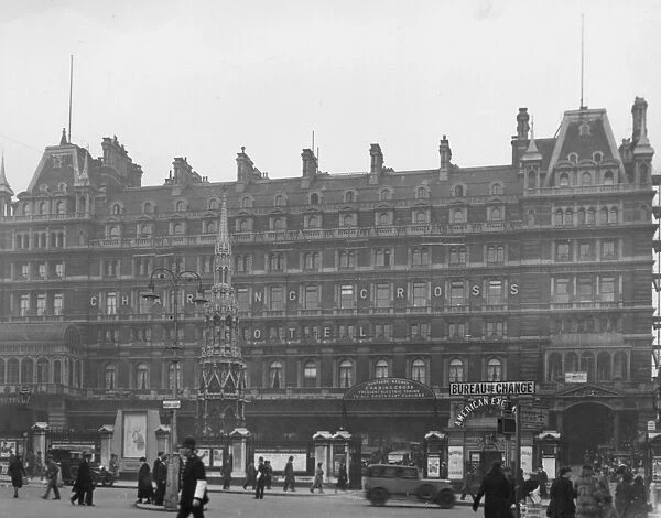 Charing Cross Hotel. The front of Charing Cross Station and hotel