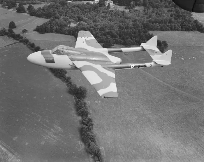 Framed Print : de Havilland Vampire NF. 10