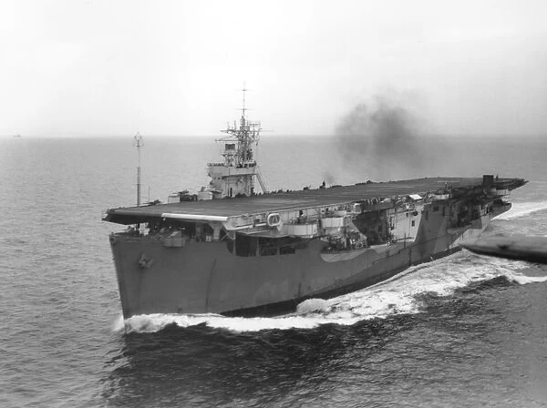 HMS Searcher, 1944. Archer Class aircraft carrier HMS Searcher, 1944