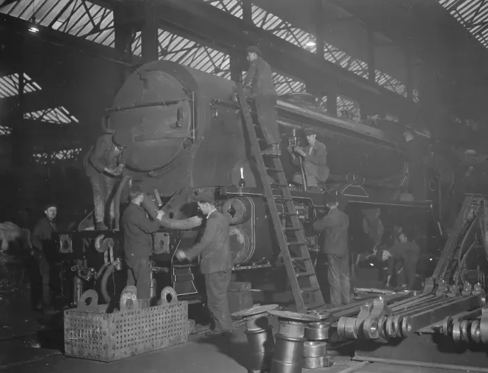 Framed Print : Locomotive building, Eastleigh 16 December 1931 Framed Print : Locomotive building, Eastleigh 16 December 1931