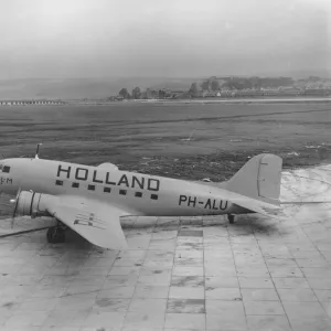 Douglas DC-3 (PH-ALU) of KLM at Shoreham, 1940