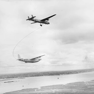 In flight refuelling trials, 1939