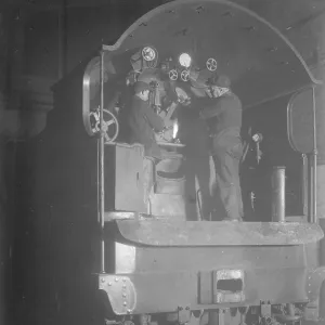 Foot plate repairs to King Arthur engine, 1926