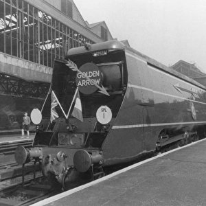 The Golden Arrow at Victoria Station