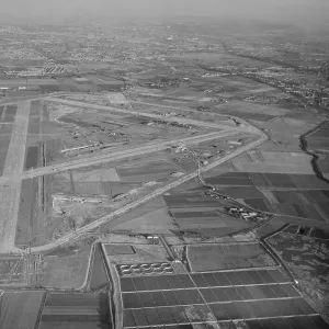 Heathrow Airport, 1945