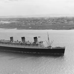 SS Queen Mary