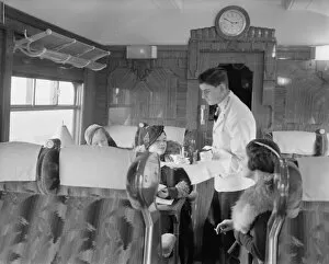 Transport Gallery: Brighton Line electric coaches, 15 February 1933