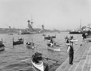 Images Dated 27th October 2009: Dhaisas in Grand Harbour, Malta 1935