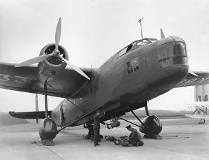 Images Dated 26th November 2010: Handley Page Harrow prototype