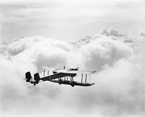 Images Dated 19th November 2010: Handley Page Heyford II of 7 Sqn RAF
