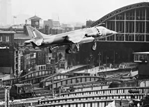 Royal Air Force Collection: Harrier GR.1 landing at St. Pancras