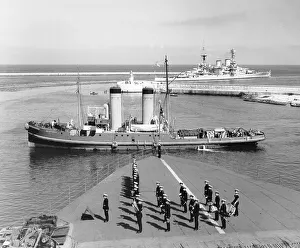 Images Dated 25th September 2009: HMS Repulse leaving Malta, 1937