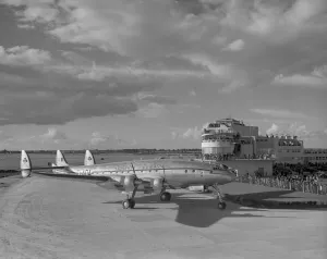 : Lockheed Constellation EI-ADA of Aerlinte Eireann at Dublin airport, 20 September 1947