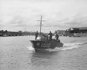 Images Dated 6th December 2007: RAF Seaplane Tender