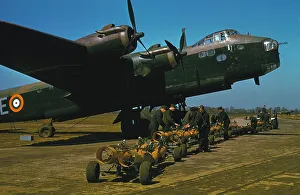Charles Brown Colour Photographs Collection: Re-arming a Short Stirling
