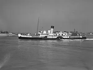 Railways Collection: Southern Railway Paddle Steamer Ryde at Portsmouth, 1939