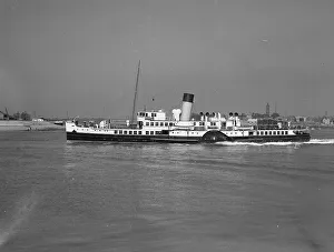 Railways Gallery: Southern Railway Paddle Steamer Ryde at Portsmouth, 1939