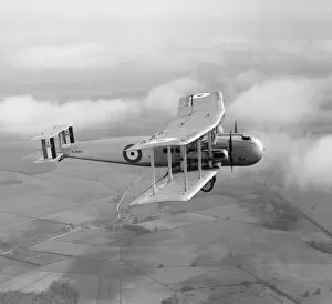 Images Dated 19th November 2010: Vickers Victoria V of the CFS