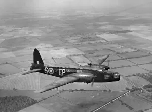 World War Two Collection: Vickers Wellington II of 104 Sqn